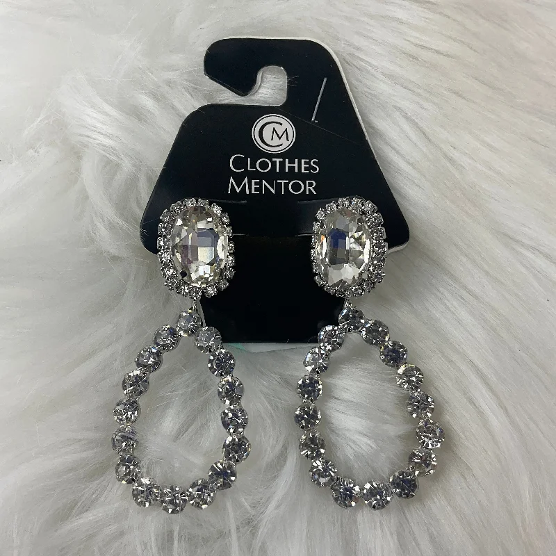 Drop Earrings for Bridesmaids Look -Earrings Dangle/drop By Clothes Mentor