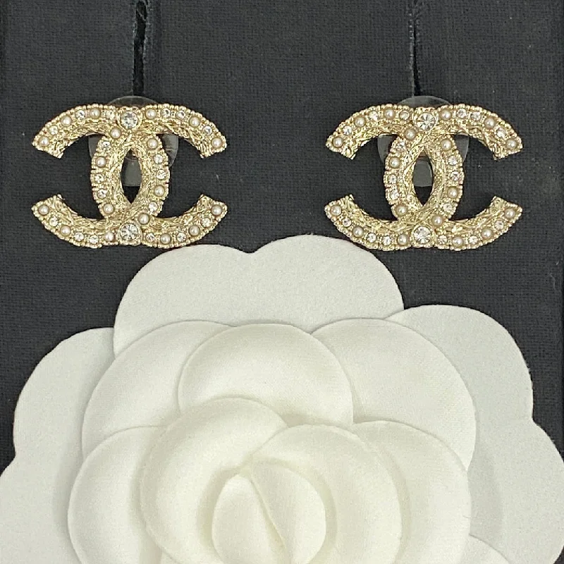 Drop Earrings with Matte Finish -Chanel pearl diamond texture double c earrings EHA278