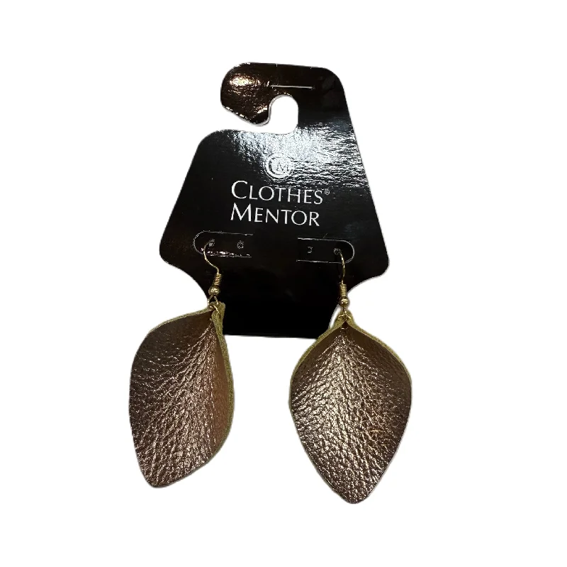 Drop Earrings with Embossed Patterns -Earrings Dangle/drop By Clothes Mentor