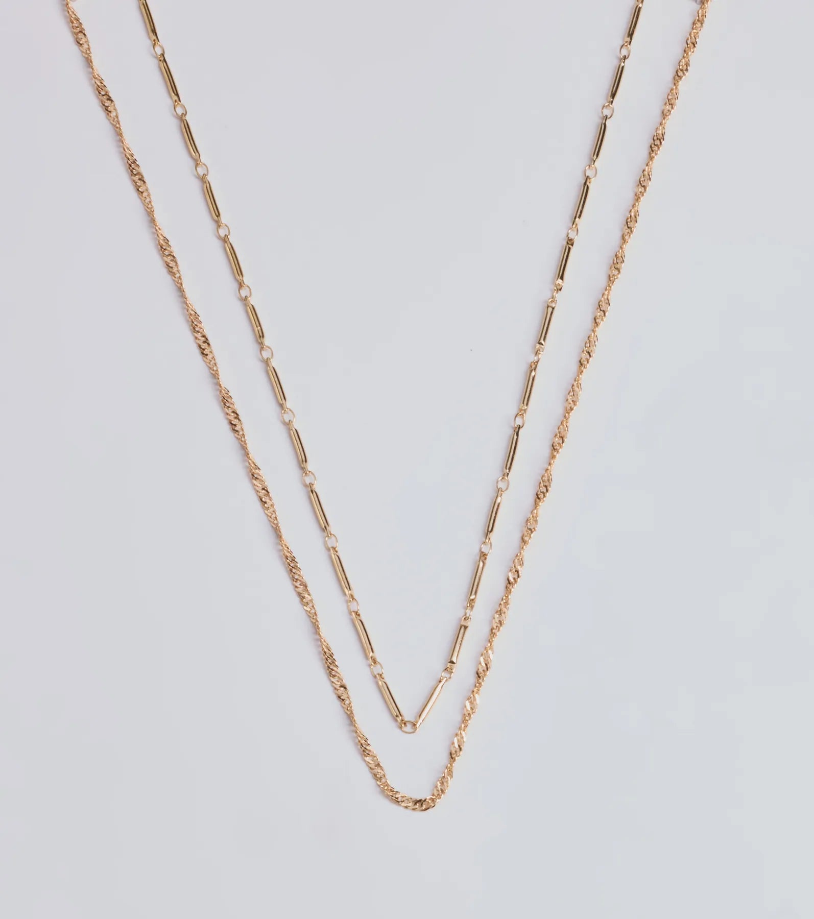 Best necklaces and pendants with glowing moonstone for an ethereal glow-Casual Glam Layered Chain Necklace