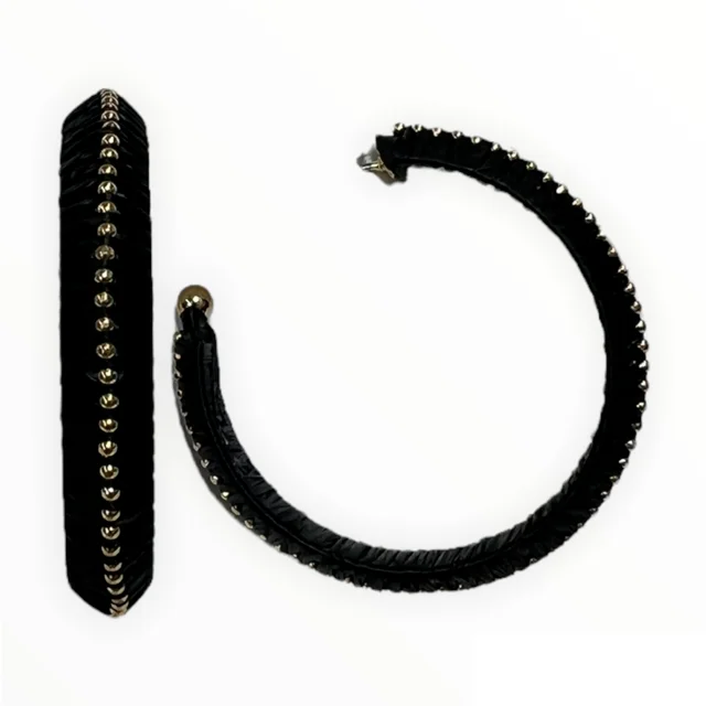 Best necklaces and pendants with zodiac signs for a celestial, astrology-inspired vibe-Gameday Black Raffia & Gold Hoops