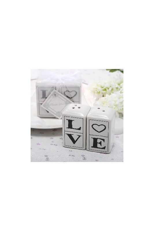 Necklaces and pendants with lock and key designs for a symbolic gesture-Love Ceramic Salt and Pepper Shakers Set Favors CGF0015 (Set of 6 pcs)